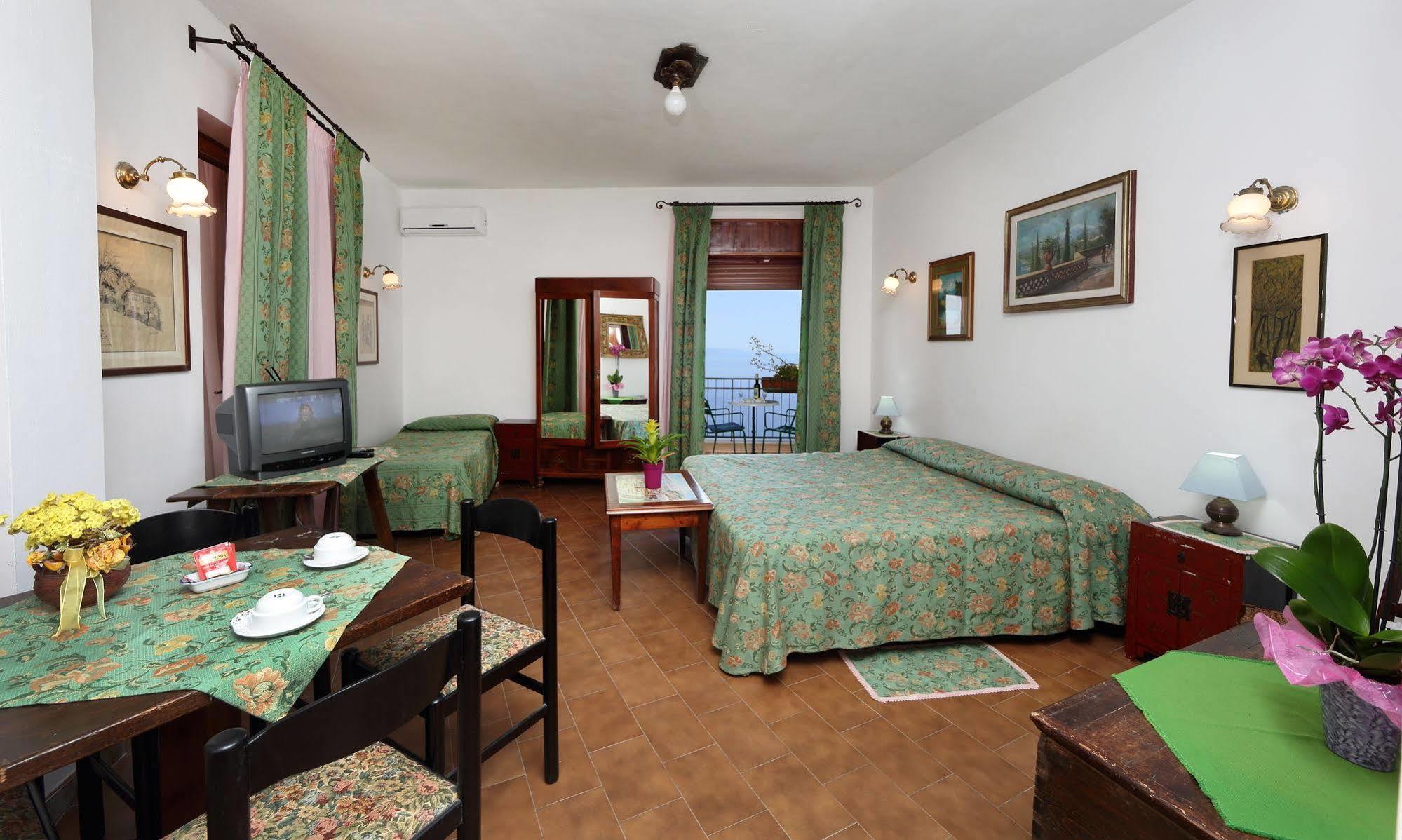 Suite Regina Castelmola Kültér fotó